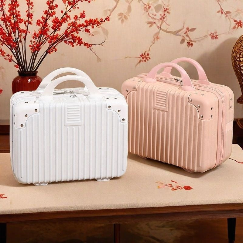 Hard-shell carry-on suitcase with secure lock and innovative design Bowlift