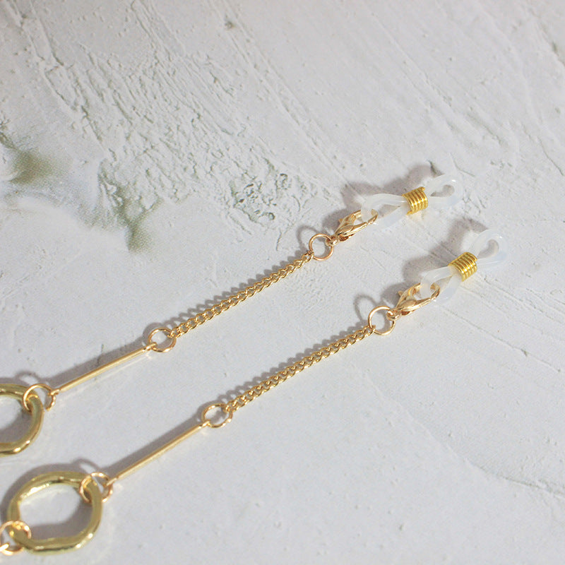 Elegant necklace with geometric details Bowlift