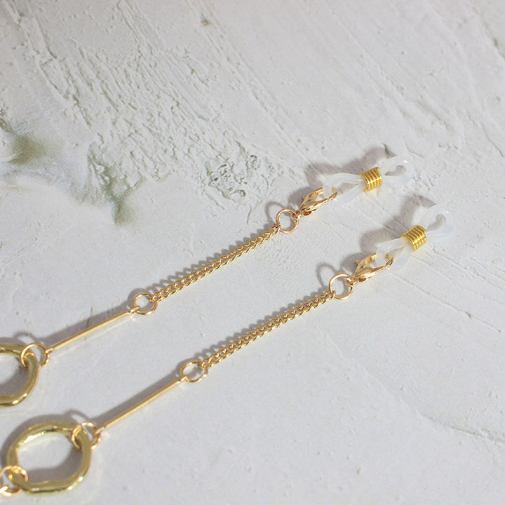 Elegant necklace with geometric details Bowlift