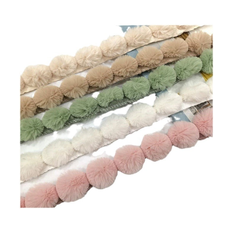 Decorative Pompon Trim Bowlift