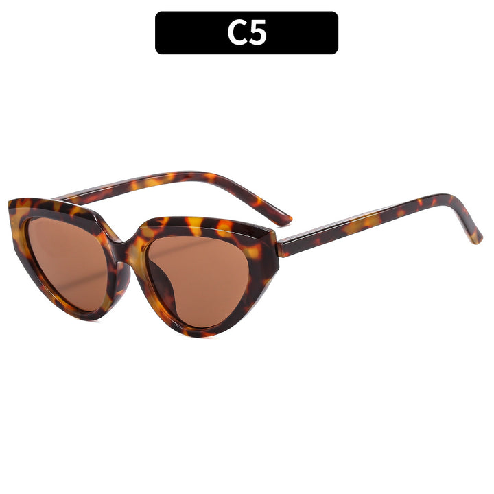 Chic Cat-Eye Sunglasses   1787664060