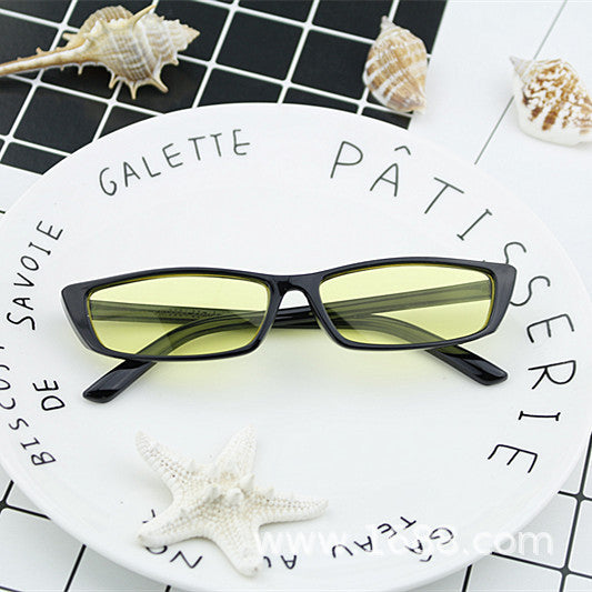 Ladies fashionable sunglasses in elegant retro style Bowlift