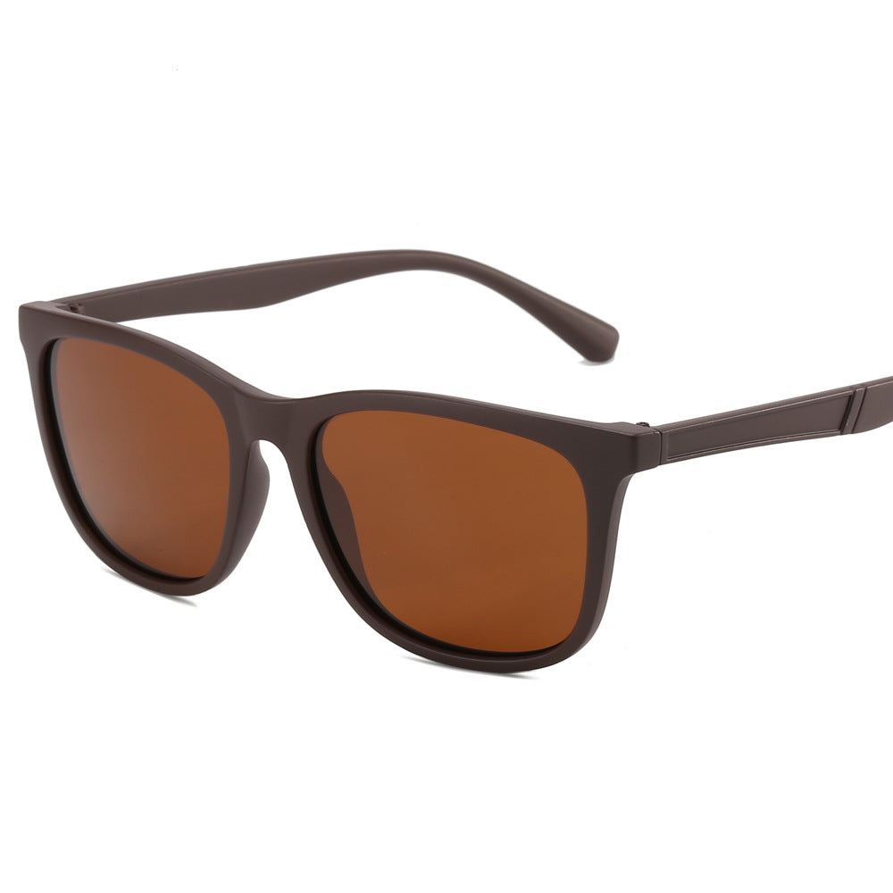 Women's fashionable sunglasses with sturdy matte frame Bowlift