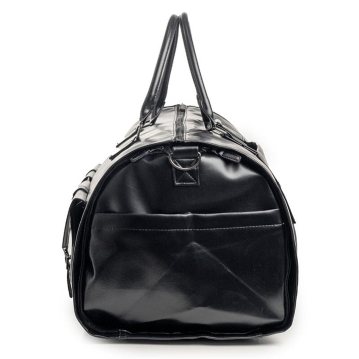 Sporty travel bag with multiple compartments Bowlift