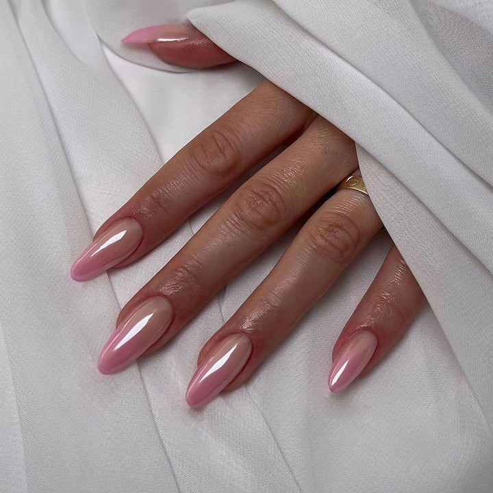 Elegant and trendy nail art set Bowlift