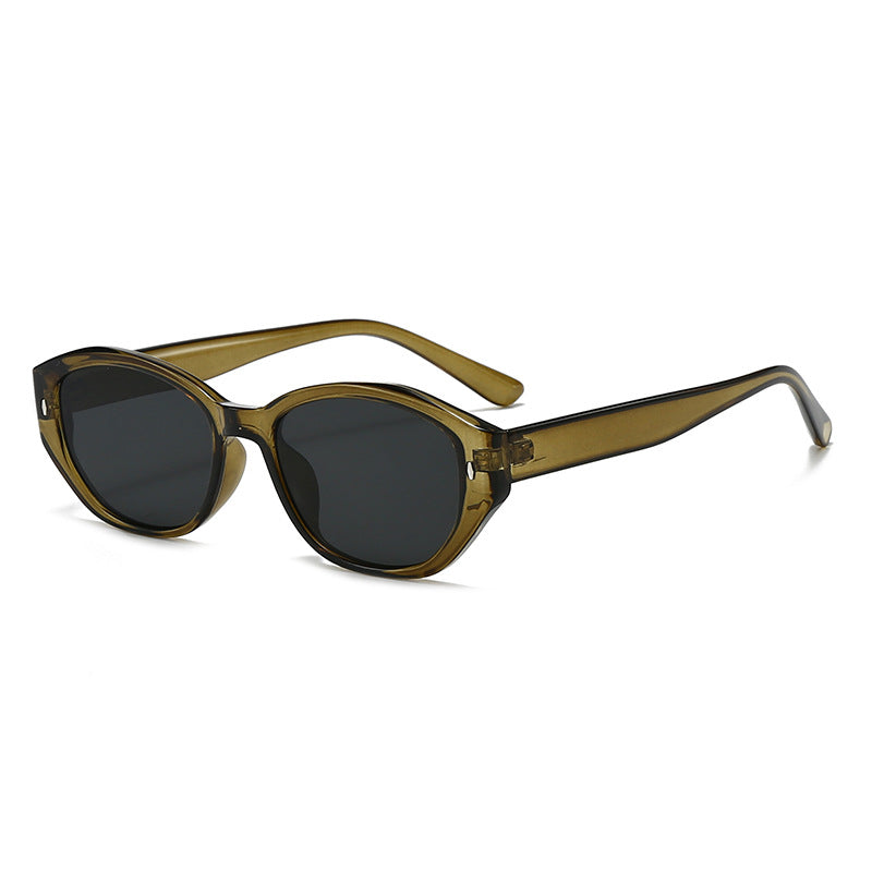Vintage-Inspired Fashion Sunglasses