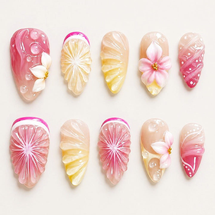Artificial nail set with elegant floral details and glitter effects Bowlift