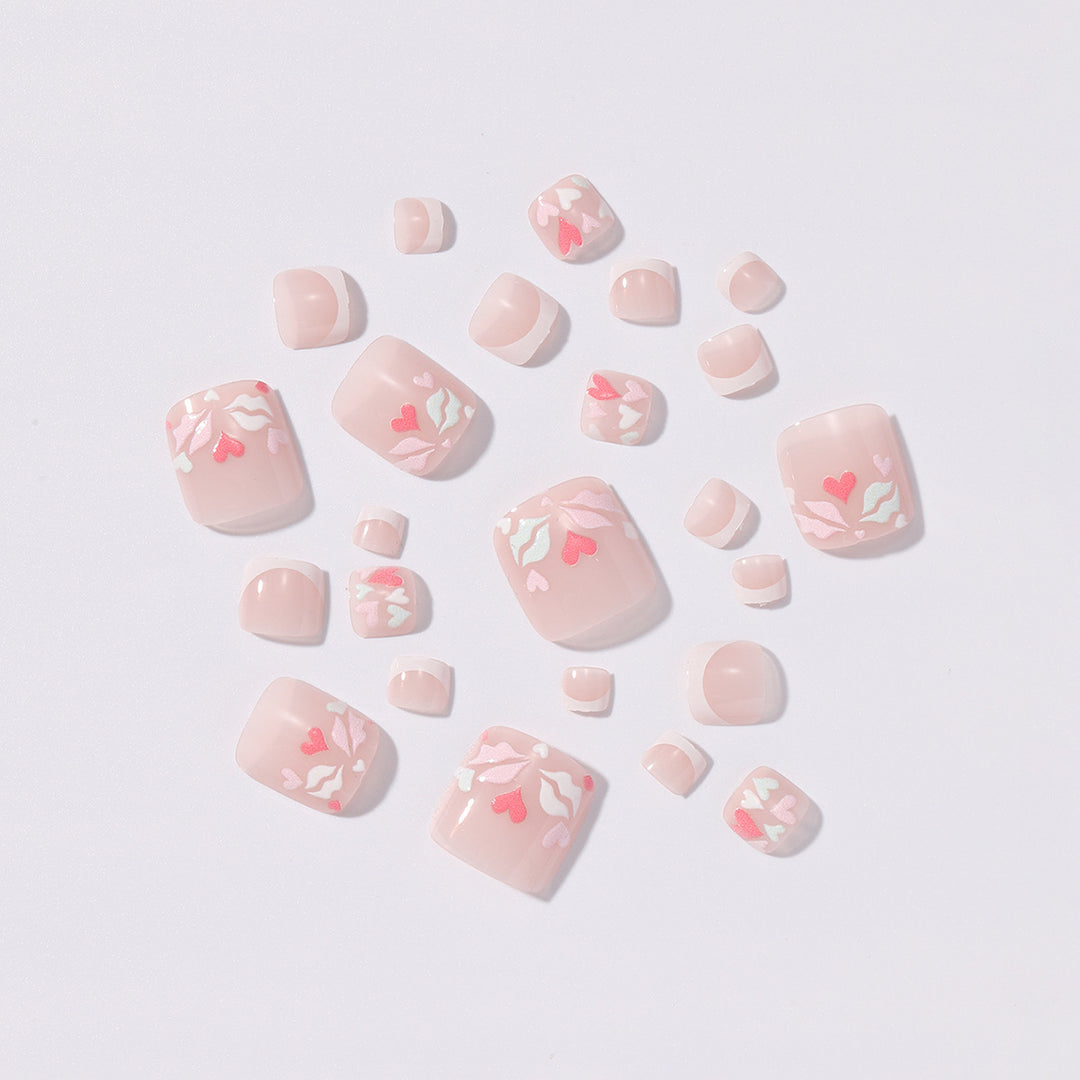 Nail art set with romantic heart and floral designs Bowlift