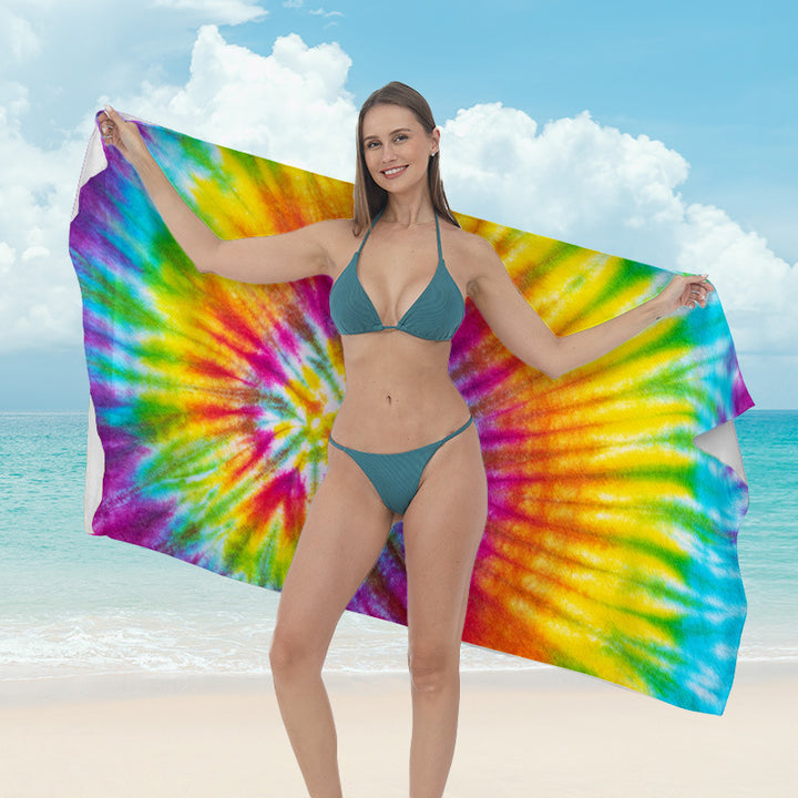 Beach towel with vibrant tropical plant motif Bowlift