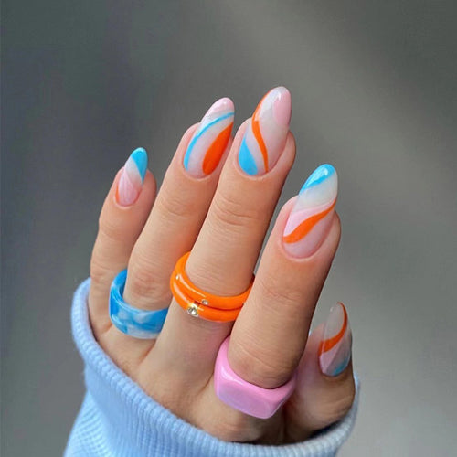 Creative Nail Art with Wave Pattern Bowlift