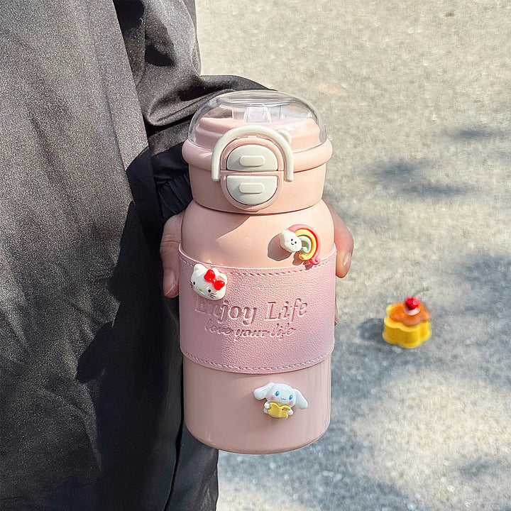 Ladies multifunctional drinking bottle with creative silicone elements Bowlift