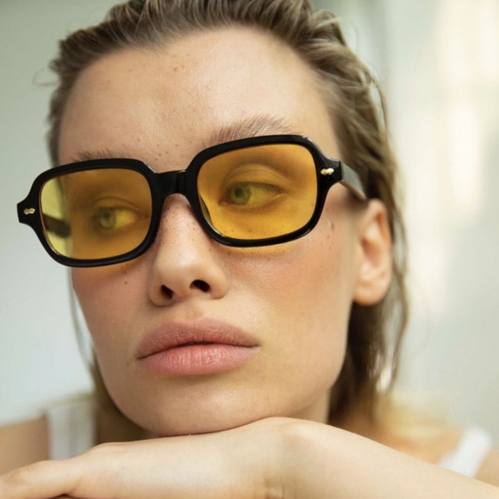 Ladies fashionable sunglasses with angular frame and yellow lenses Bowlift