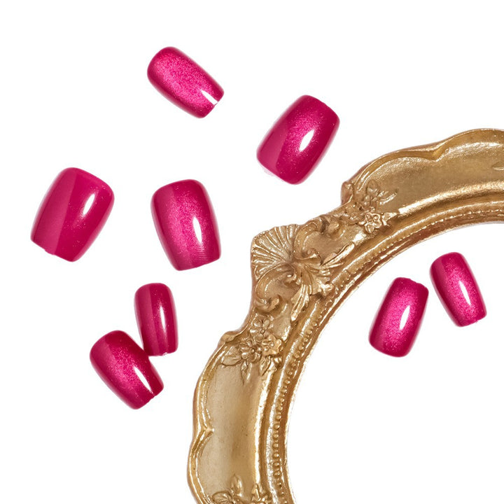 Glossy Short Press-On Nail Set with Radiant Finish Bowlift
