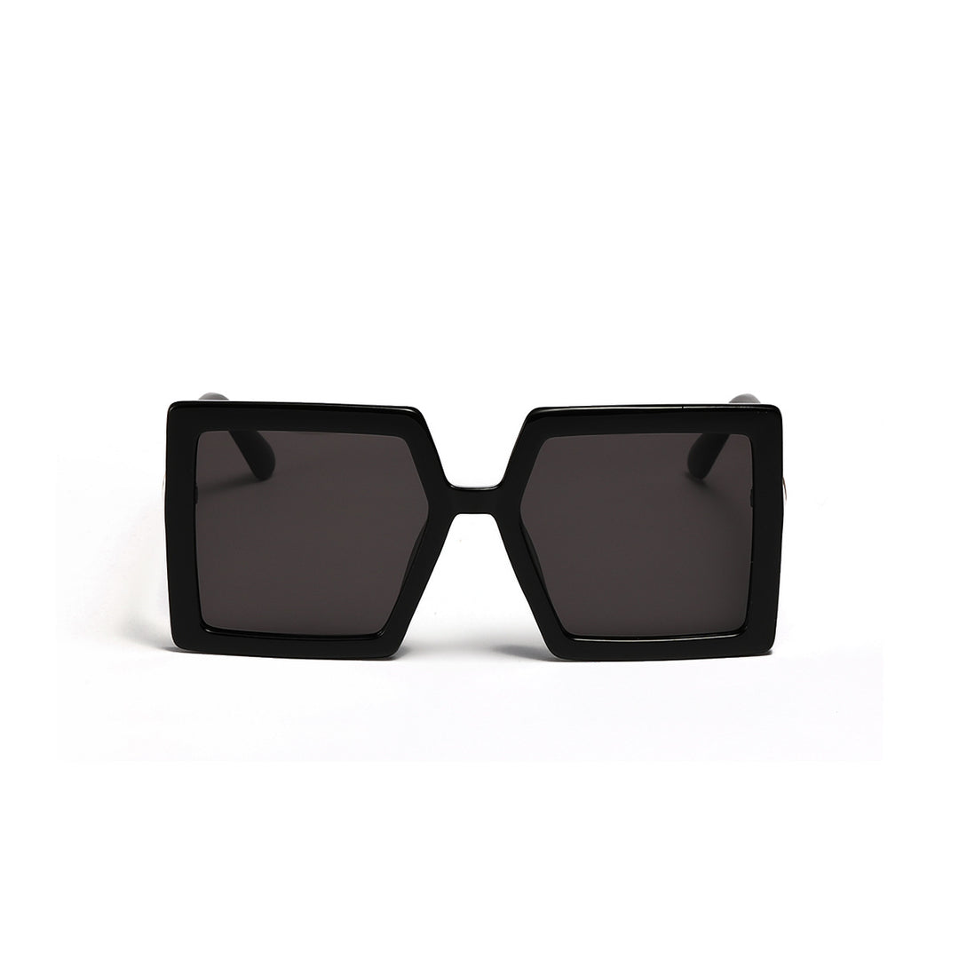 Ladies geometric sunglasses with modern, wide frame Bowlift