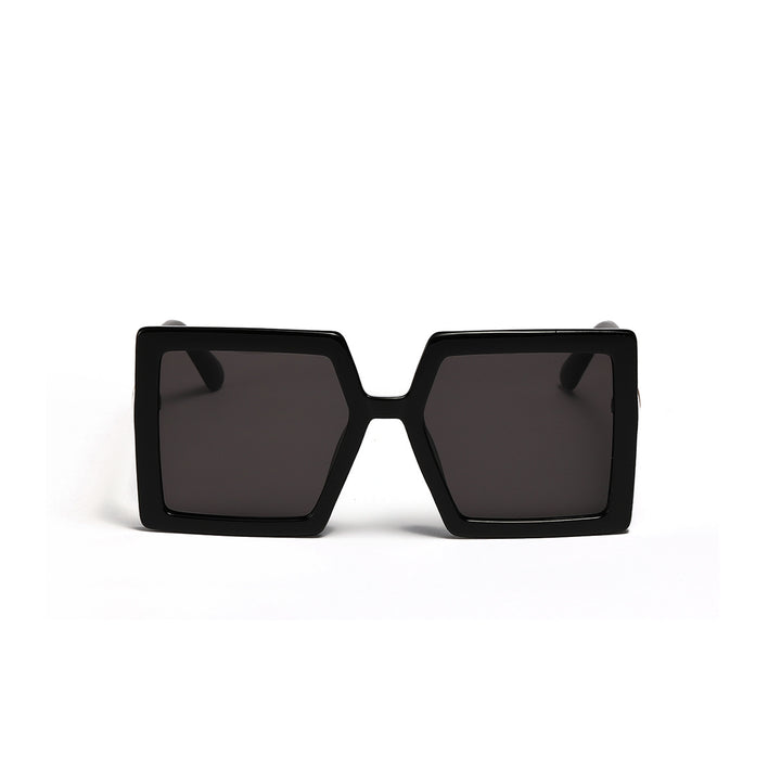 Ladies geometric sunglasses with modern, wide frame Bowlift