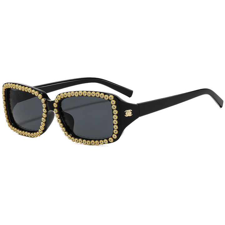 Ladies sunglasses with glamorous rhinestone frame Bowlift