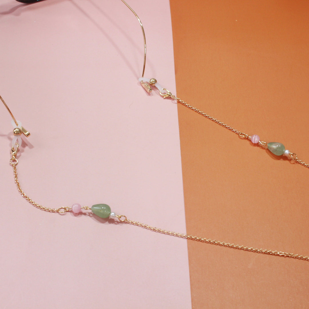 Fashionable necklace with elegant stone pendants Bowlift