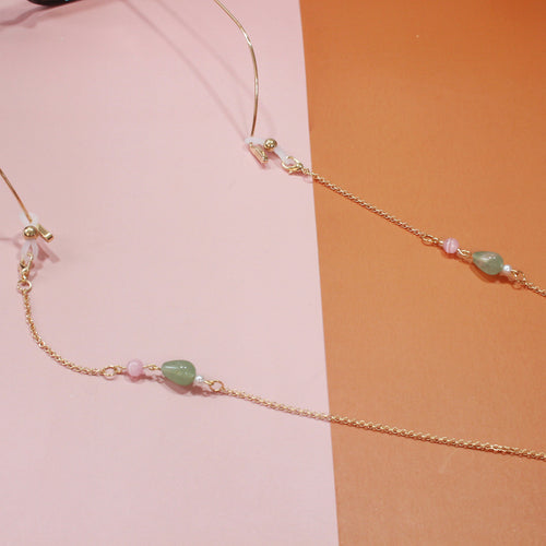 Fashionable necklace with elegant stone pendants Bowlift