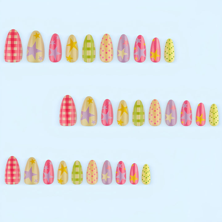 Creative artificial nails in playful star design Bowlift