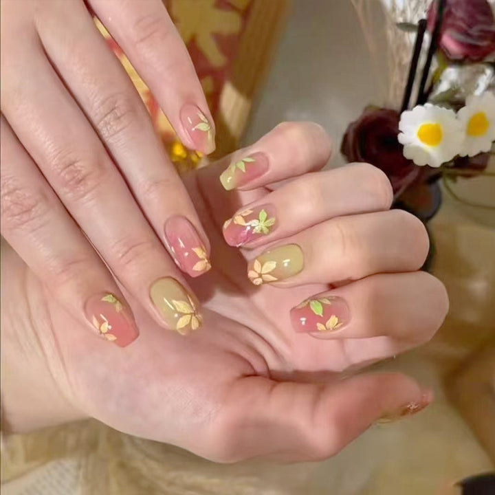 Creative Nail Art Design Collection Bowlift