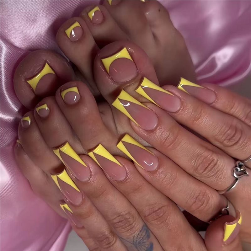 Artistic Angular Nail Art Extensions Bowlift
