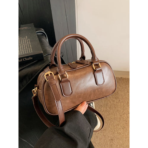 Elegant Structured Handbag Bowlift