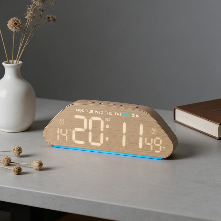 Digital alarm clock with intelligent hygrometer function Bowlift