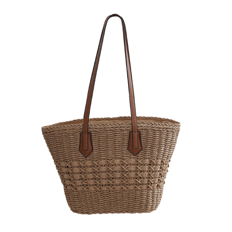 Handmade shopping and beach bag made from natural materials Bowlift