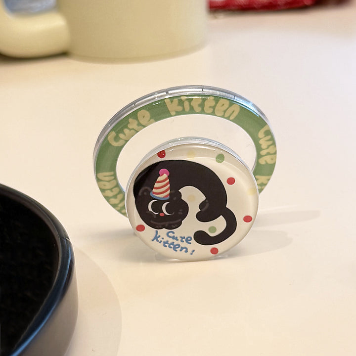 Funnier pin with cat motif Bowlift