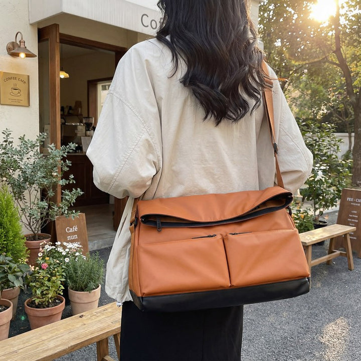 Modern Shoulder Bag with Versatile Compartments Bowlift