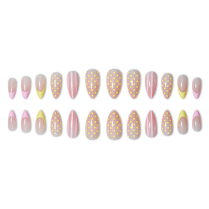 Artistic Polished Nail Art Extensions Bowlift