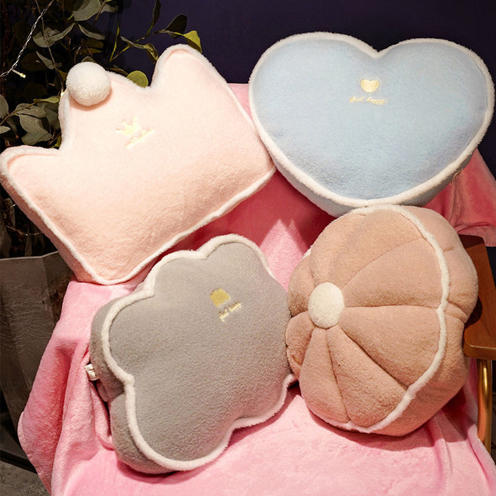 Comfortable plush pillow with ergonomic shape Bowlift