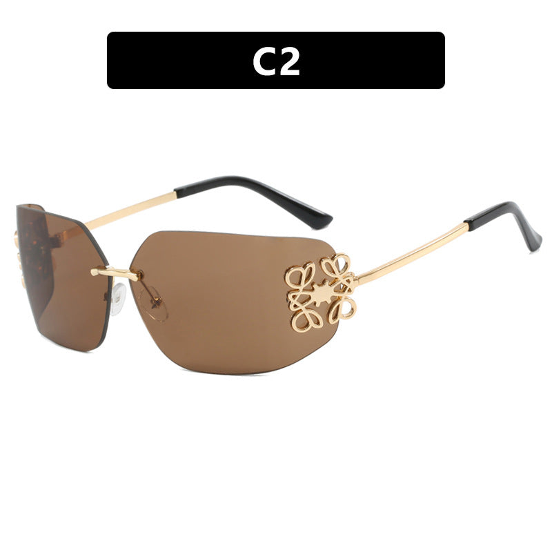 Ladies extravagantly designed sunglasses with elegant embellishments Bowlift