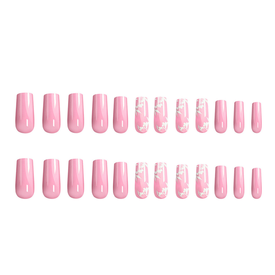 Elegant and creative nail art Bowlift