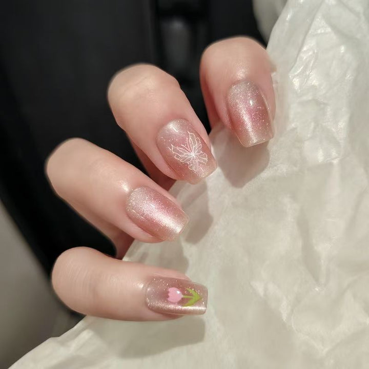 Artistic Floral Nail Design Press-On Tips Bowlift
