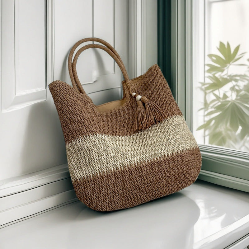 Handcrafted straw bag Bowlift