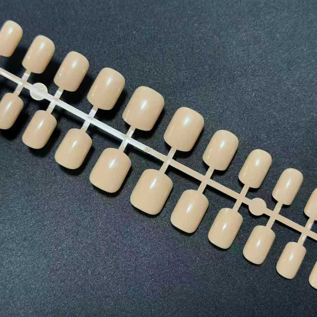 Elegant Press-On Nail Extensions Bowlift