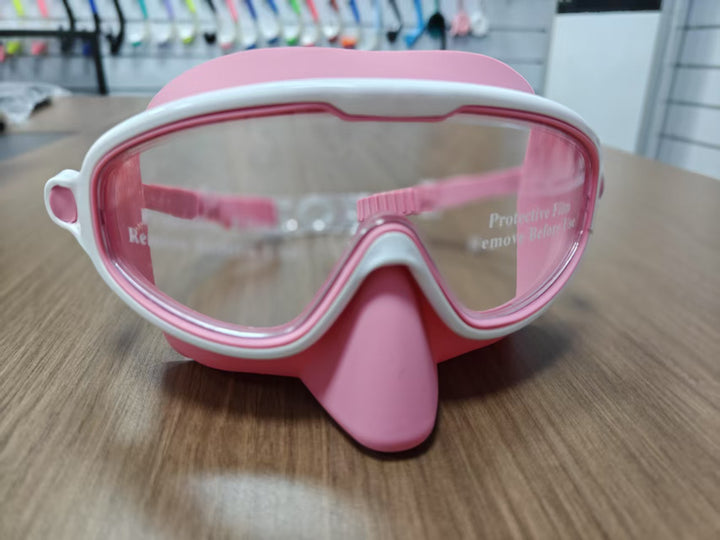 Safety goggles with anti-fog technology Bowlift
