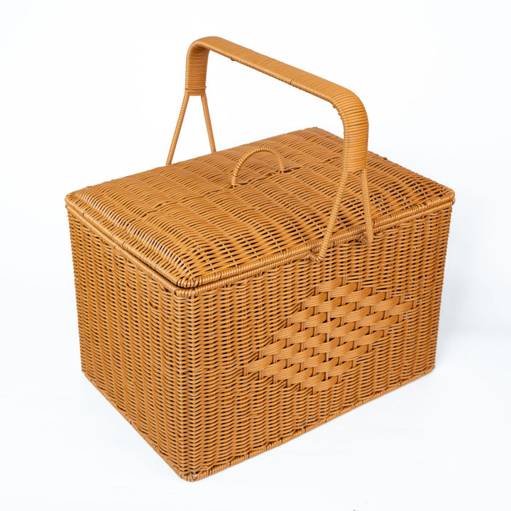 Women's Soft-Sided Picnic Basket Bowlift