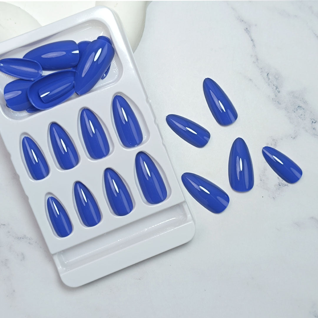 Sculpted Press-On Nail Tips Bowlift
