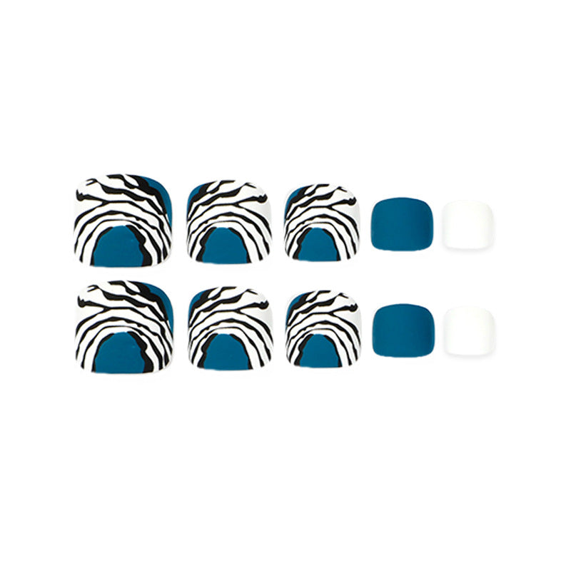 Artful toenail design in modern zebra pattern Bowlift