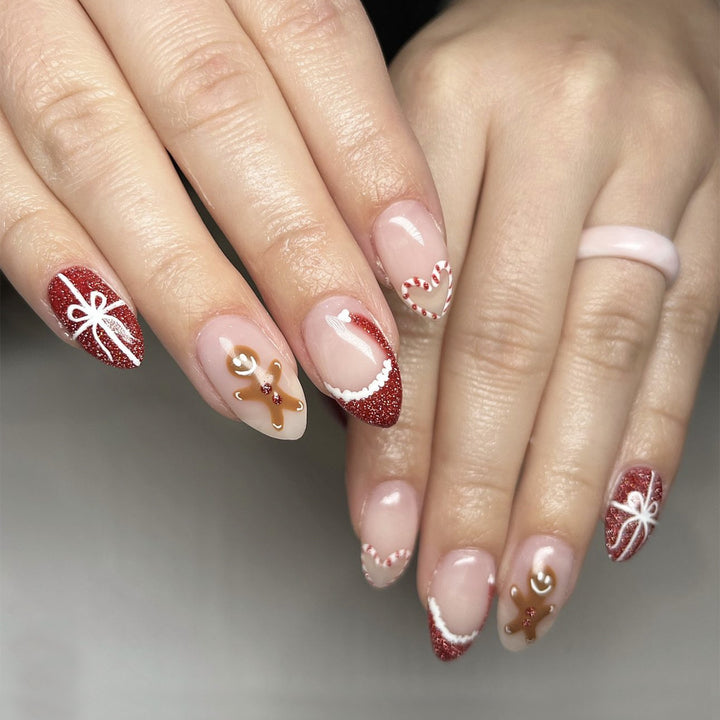 Artificial nail set with festive candy cane and gingerbread pattern Bowlift