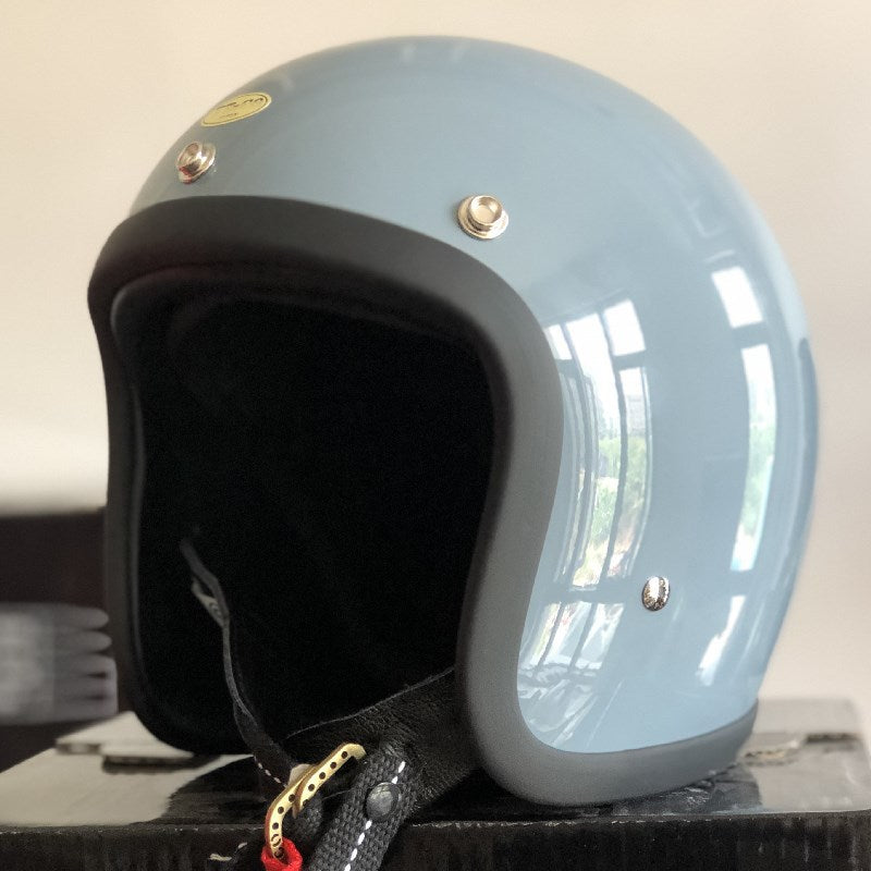 Classic Cruiser Motorcycle Safety Helmet Bowlift