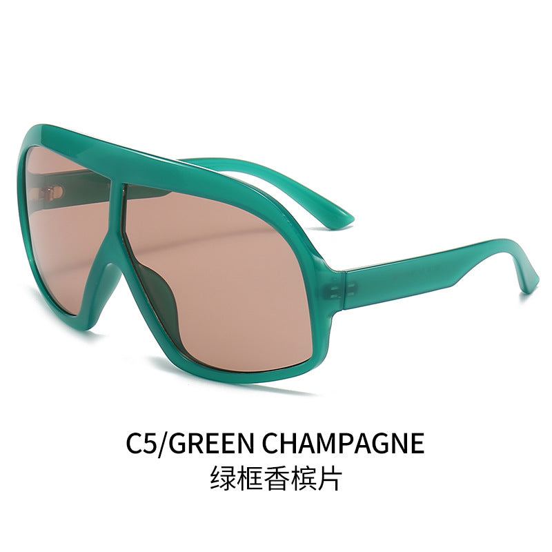 Women's sporty sunglasses with wide frame and polarized lenses Bowlift