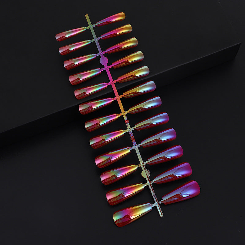 Artifical nails in modern holographic design Bowlift