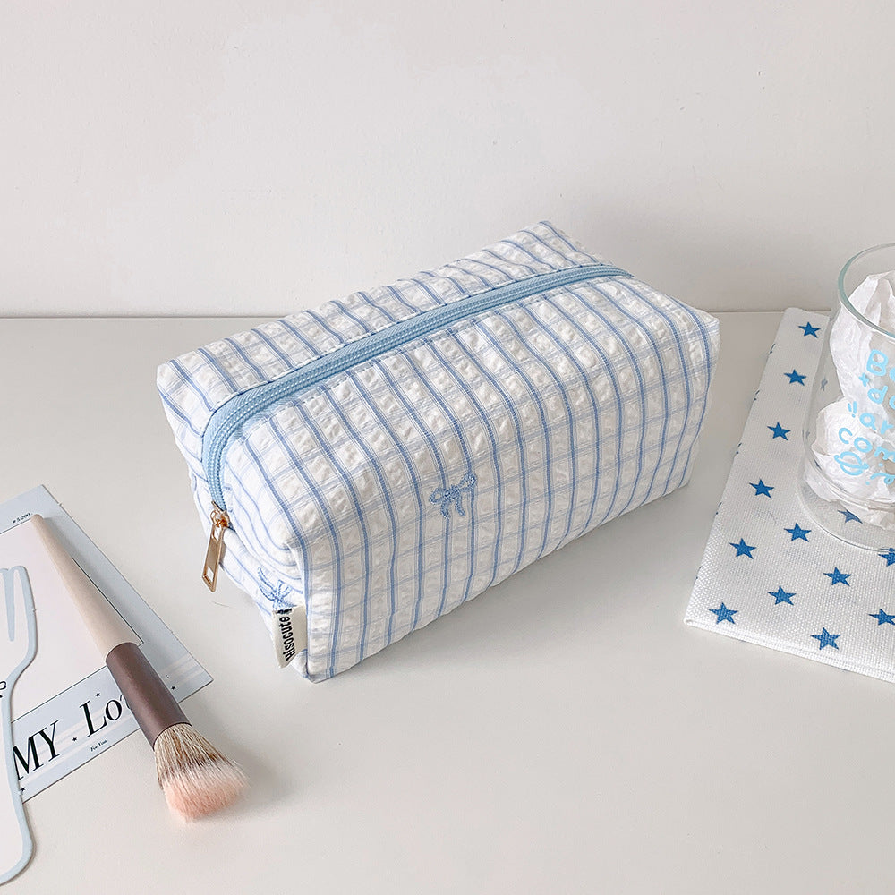 Quilted Rectangular Cosmetic Pouch with Top Zipper Bowlift