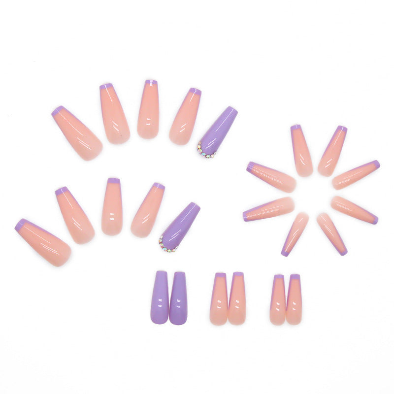 Artificial nail set with elegant and sparkling design Bowlift