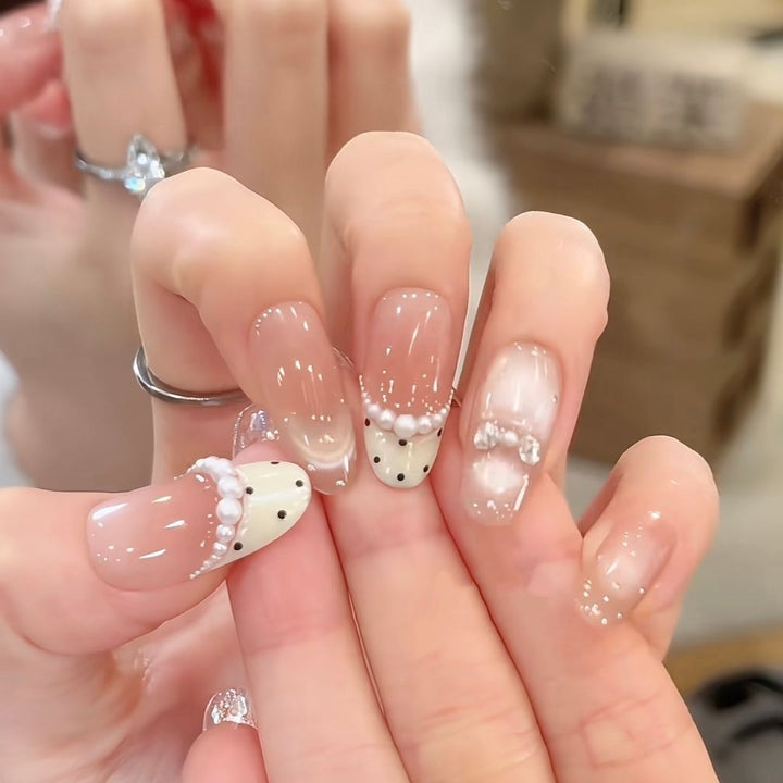 Glamorous Crystal-Studded Stiletto Press-On Nails Bowlift