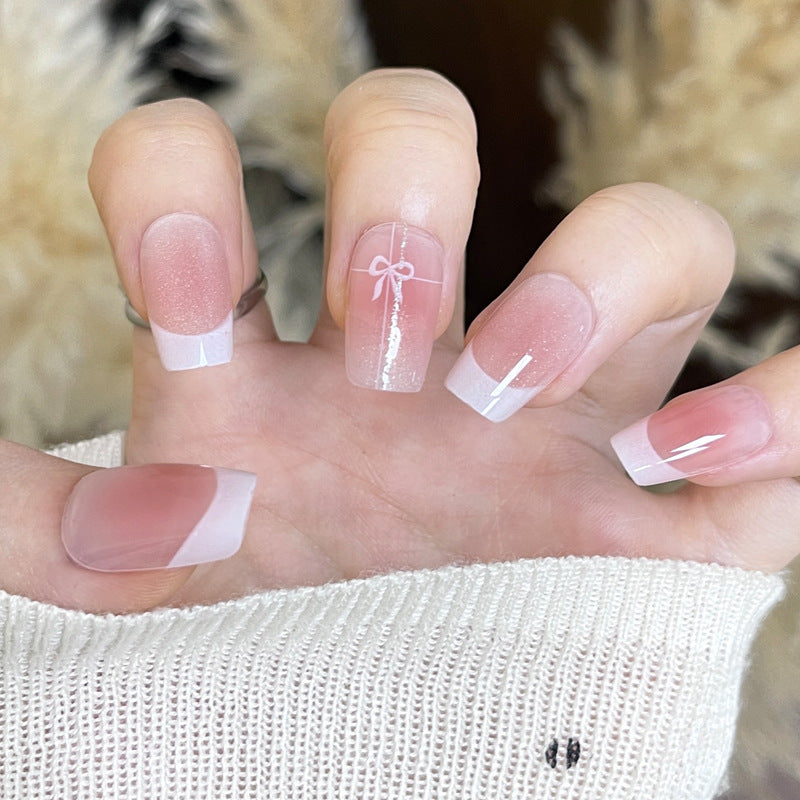 Elegant Nail Art Press-On Nails Bowlift