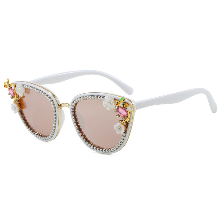Ladies Glamorous Cat-Eye Sunglasses with Floral Decorations Bowlift
